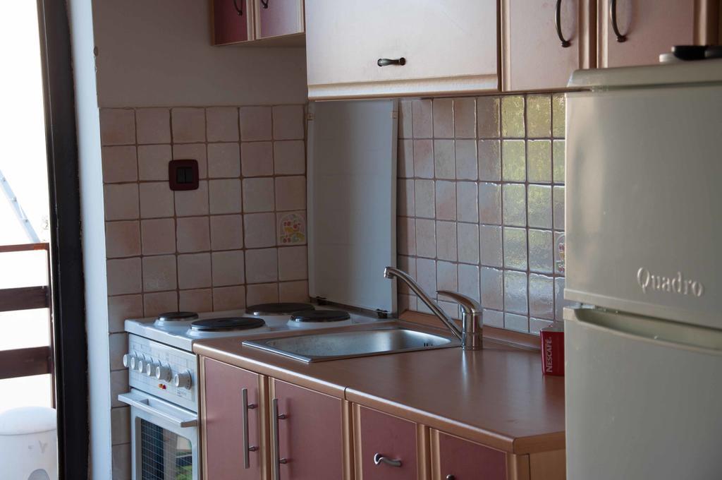 Apartment Sara Pomer Exteriér fotografie