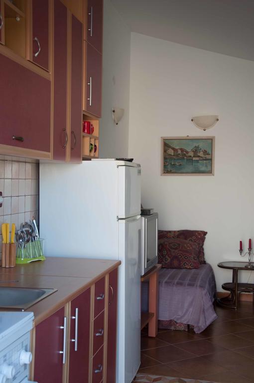 Apartment Sara Pomer Exteriér fotografie